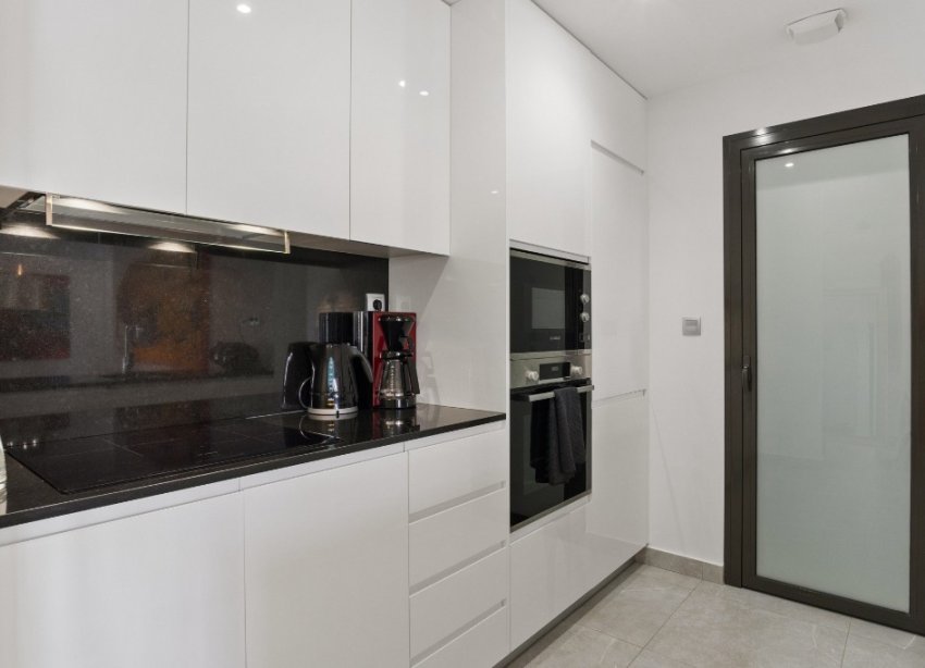 Resale - Apartment - Orihuela Costa - Los Dolses