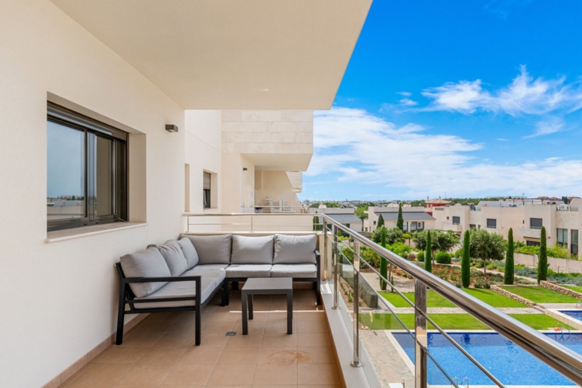 Resale - Apartment - Orihuela Costa - Los Dolses