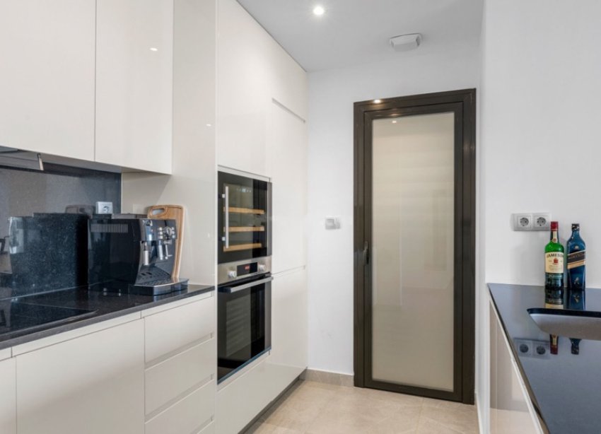 Resale - Apartment - Orihuela Costa - Los Dolses