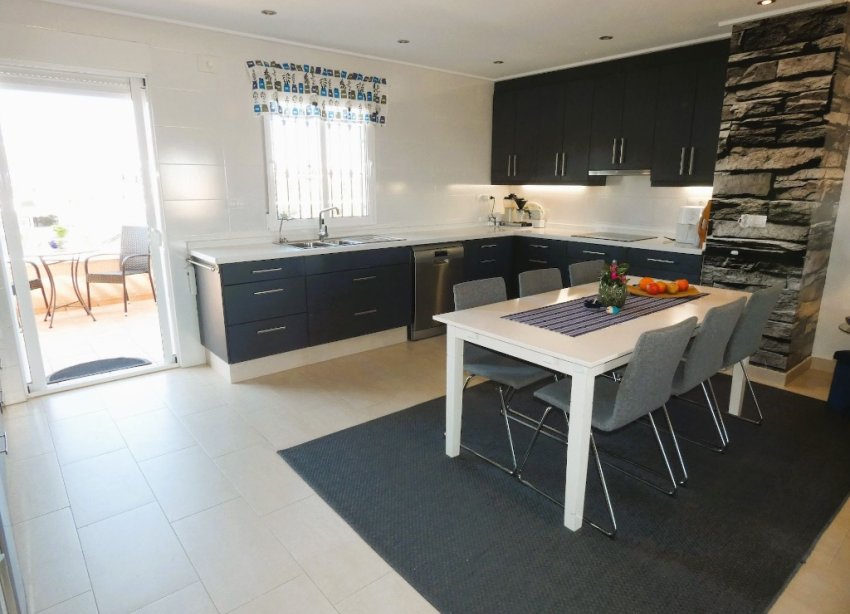 Resale - Apartment - Orihuela Costa - Los Dolses