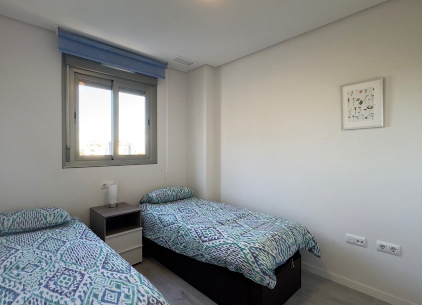 Resale - Apartment - Orihuela Costa - Los Dolses