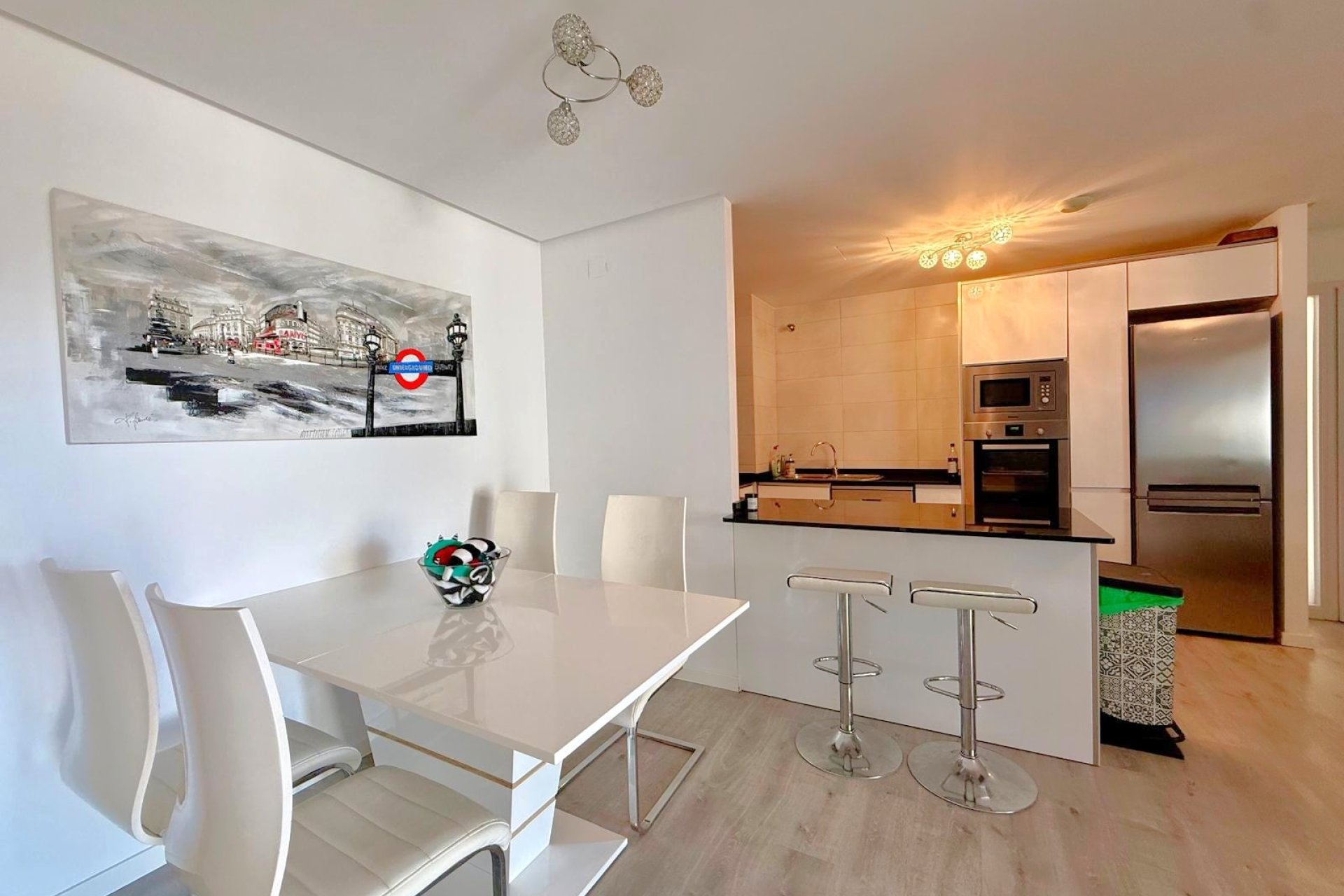Resale - Apartment - Orihuela Costa - Los Dolses