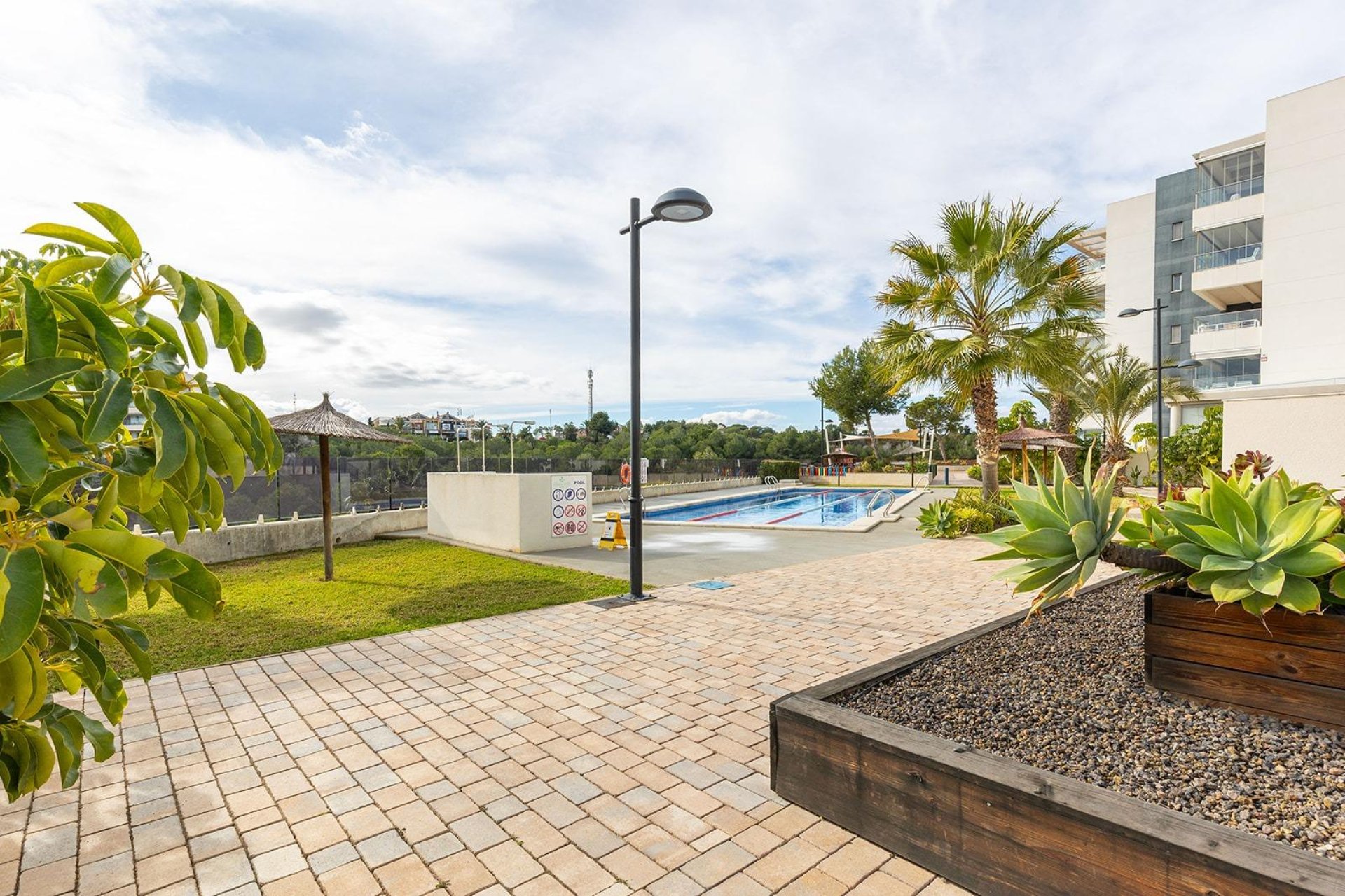 Resale - Apartment - Orihuela Costa - Los Dolses