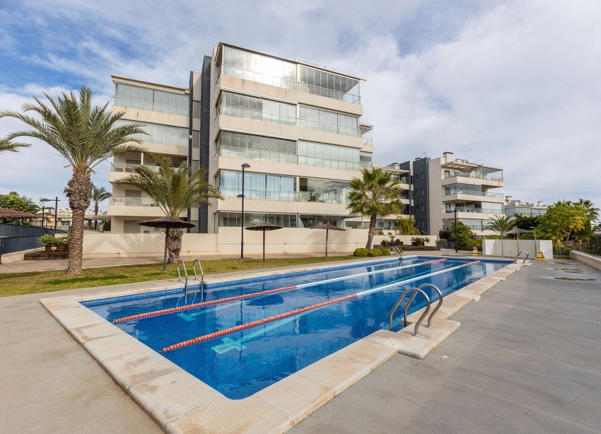 Resale - Apartment - Orihuela Costa - Los Dolses