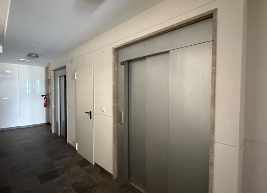 Resale - Apartment - Orihuela Costa - Los Dolses