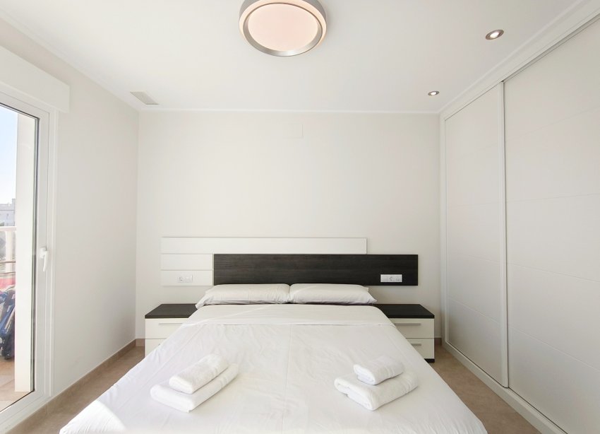 Resale - Apartment - Orihuela Costa - Los Dolses