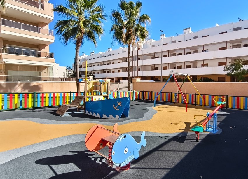 Resale - Apartment - Orihuela Costa - Los Dolses