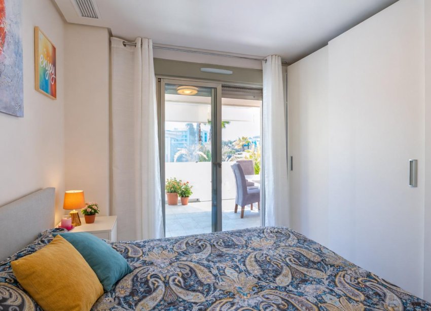 Resale - Apartment - Orihuela Costa - Los Dolses
