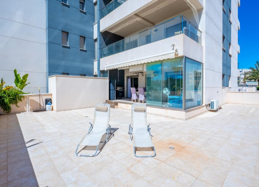 Resale - Apartment - Orihuela Costa - Los Dolses