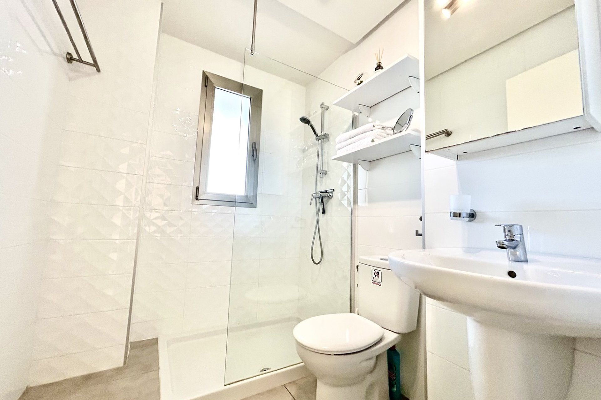 Resale - Apartment - Orihuela Costa - Los Dolses