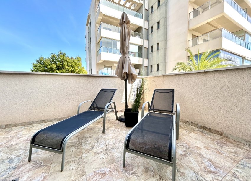 Resale - Apartment - Orihuela Costa - Los Dolses