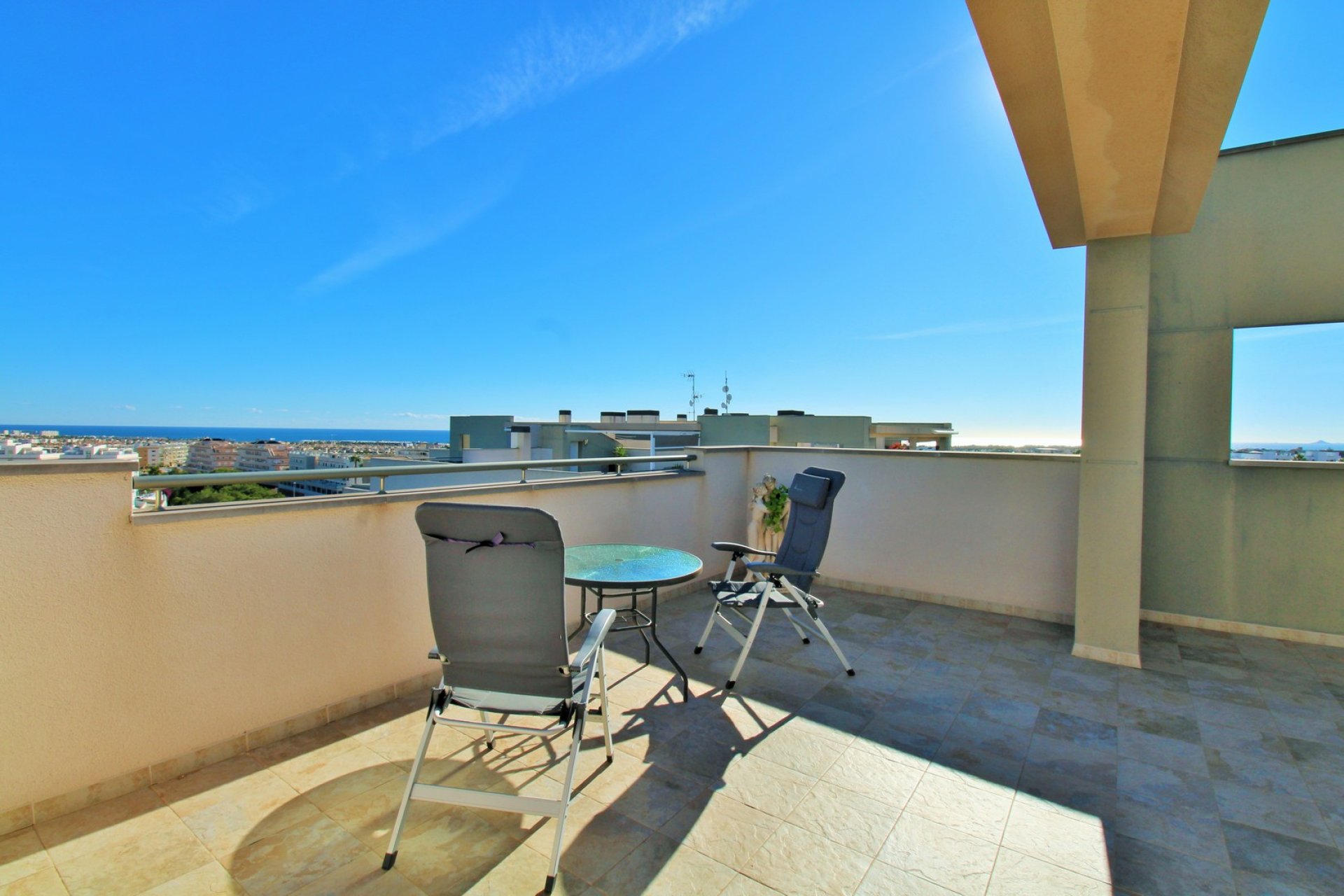 Resale - Apartment - Orihuela Costa - Los Dolses