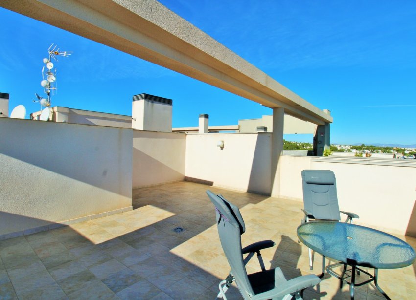 Resale - Apartment - Orihuela Costa - Los Dolses