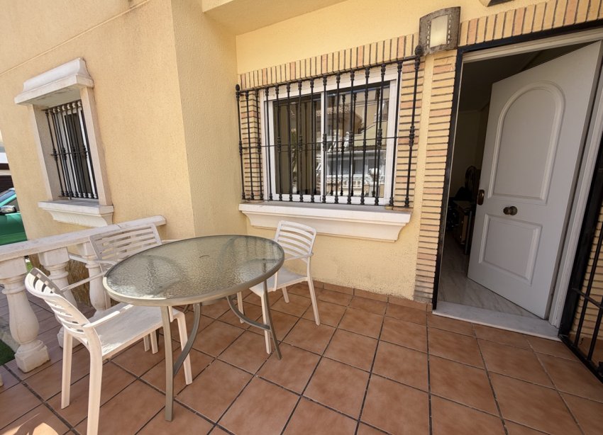 Resale - Apartment - Orihuela Costa - Los Dolses