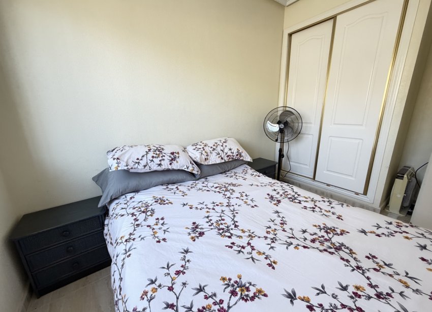 Resale - Apartment - Orihuela Costa - Los Dolses