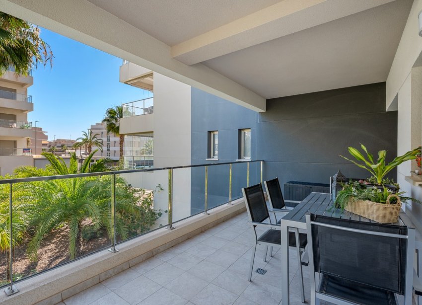 Resale - Apartment - Orihuela Costa - Los Dolses
