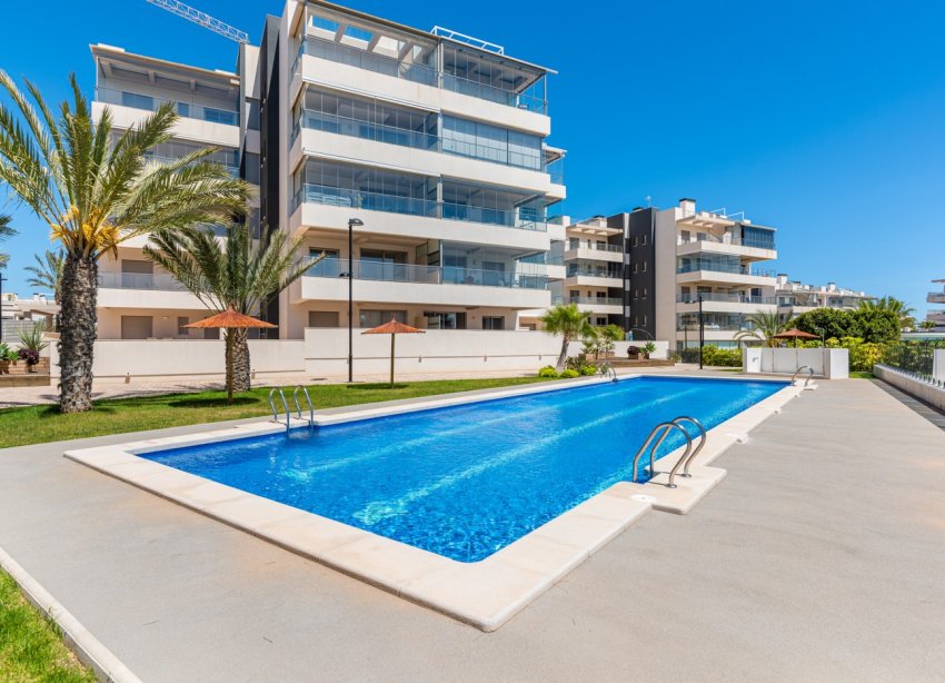 Resale - Apartment - Orihuela Costa - Los Dolses