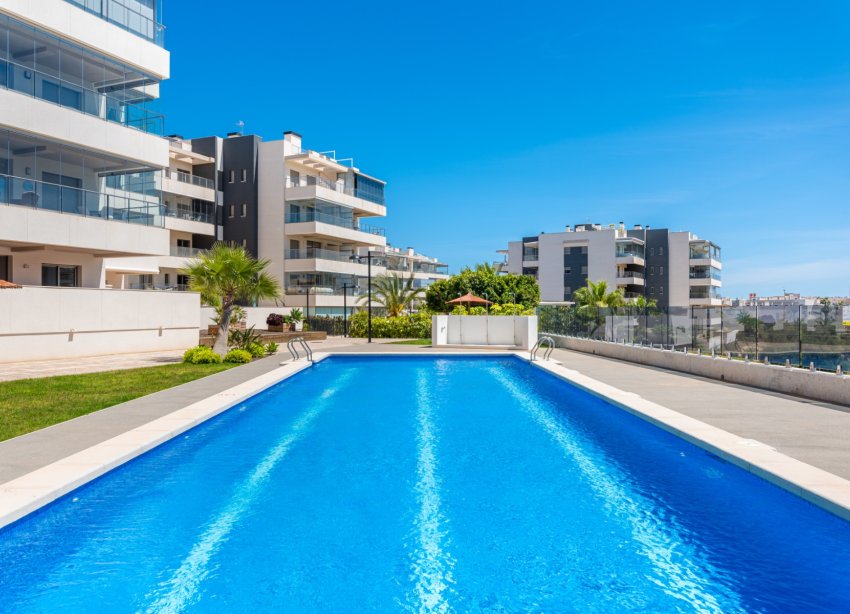 Resale - Apartment - Orihuela Costa - Los Dolses