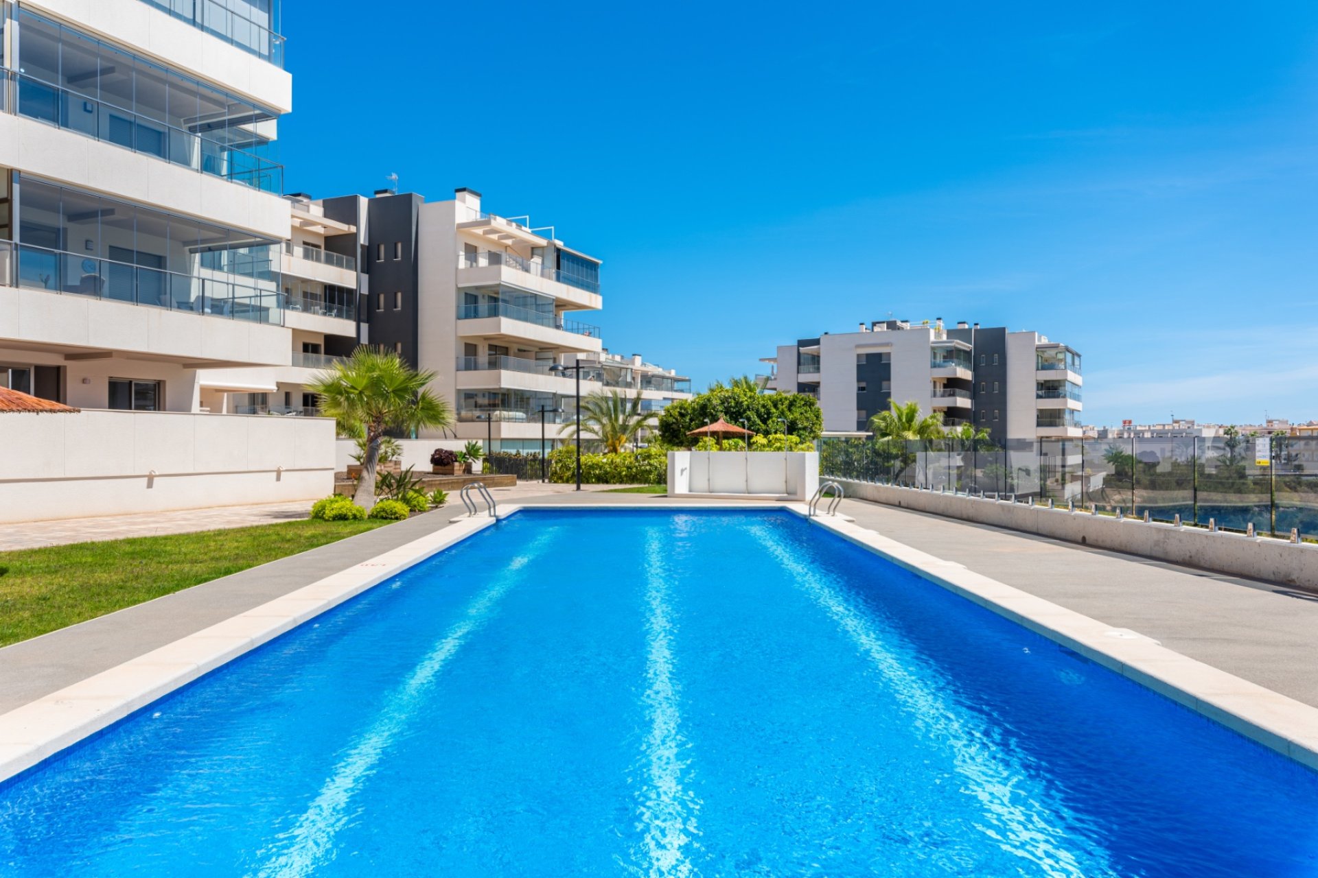 Resale - Apartment - Orihuela Costa - Los Dolses