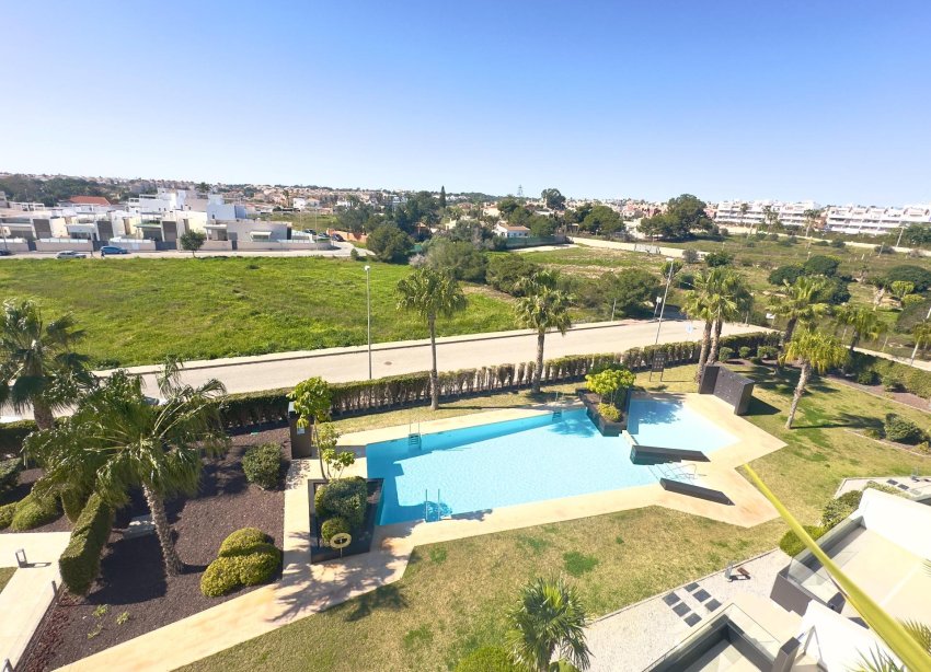 Resale - Apartment - Orihuela Costa - Los Dolses