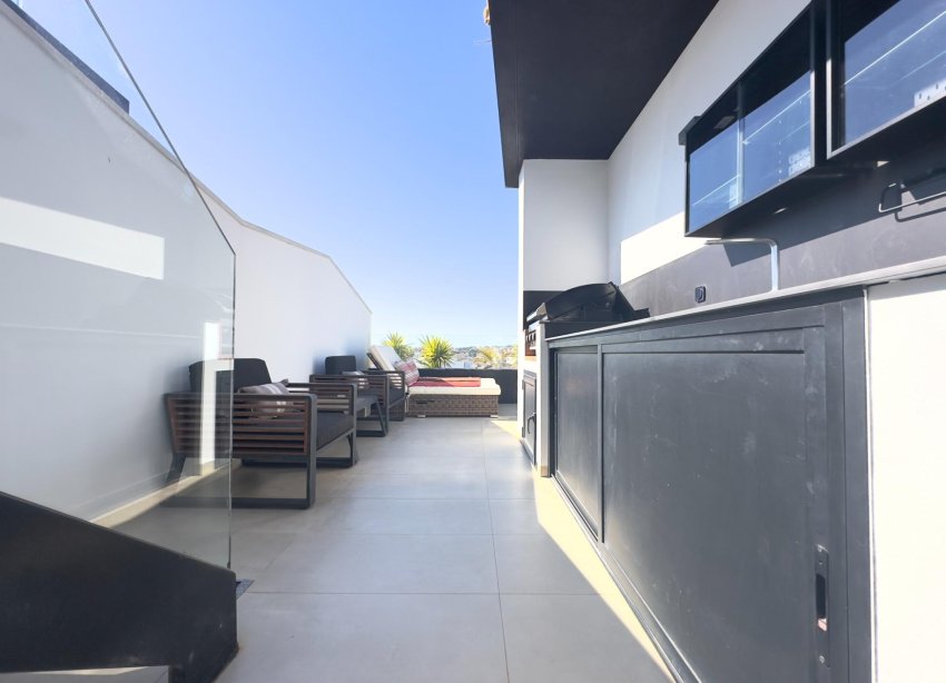 Resale - Apartment - Orihuela Costa - Los Dolses