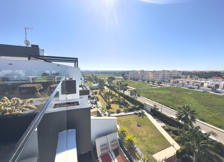 Resale - Apartment - Orihuela Costa - Los Dolses