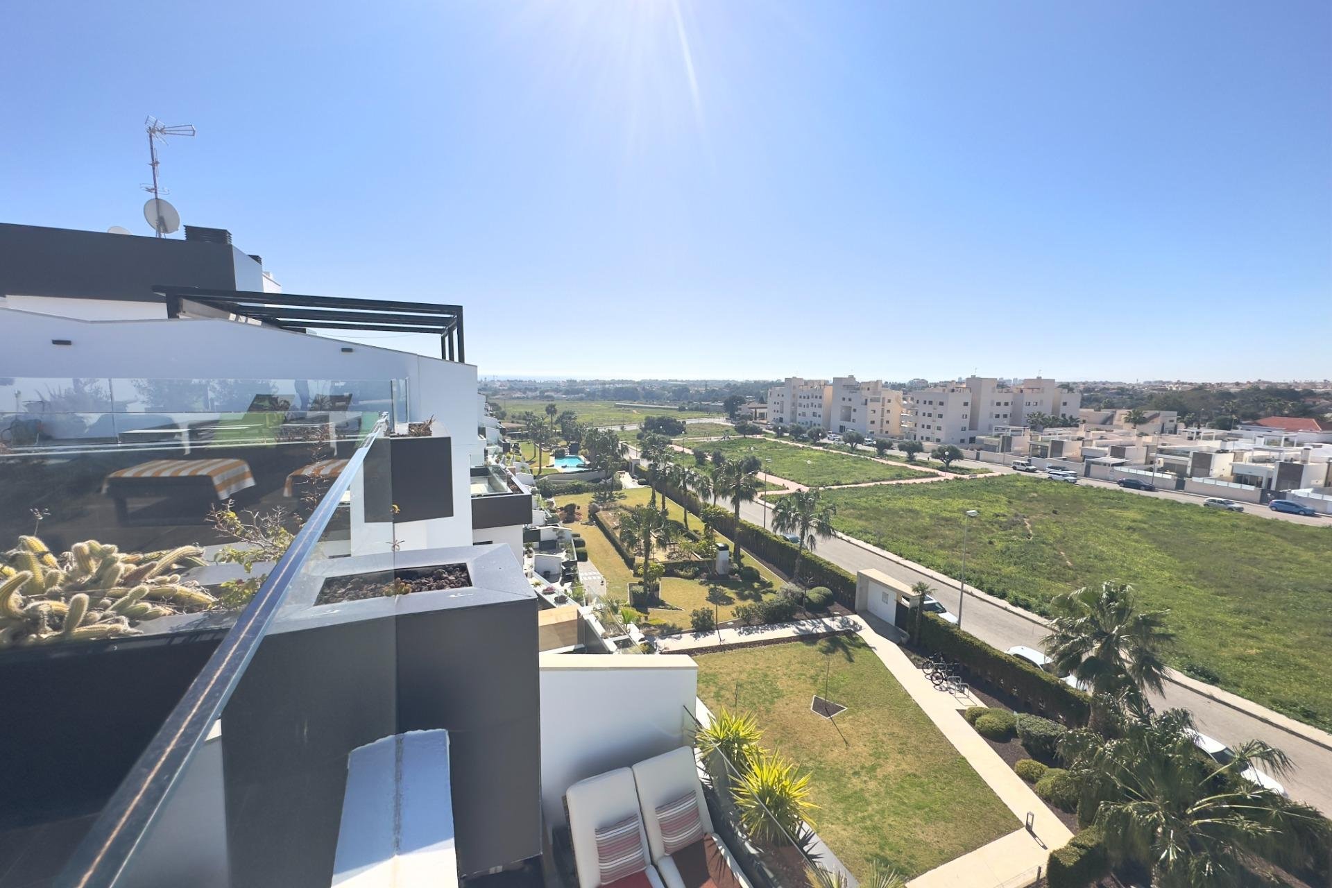 Resale - Apartment - Orihuela Costa - Los Dolses