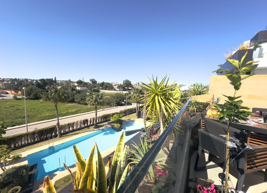 Resale - Apartment - Orihuela Costa - Los Dolses