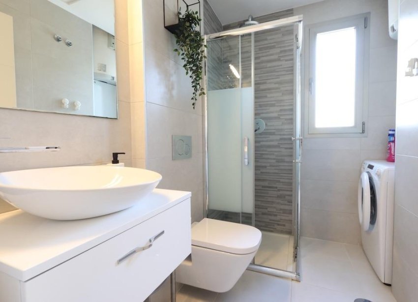 Resale - Apartment - Orihuela Costa - Los Dolses