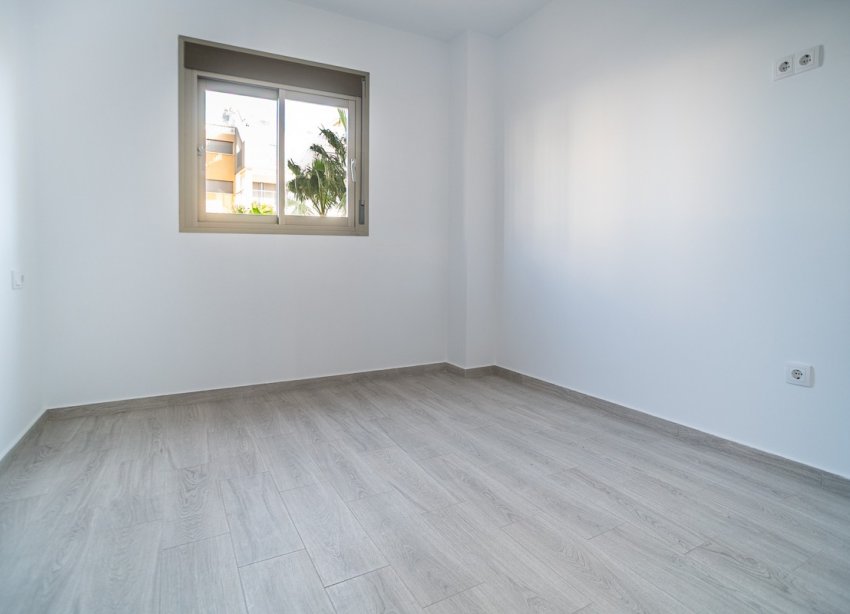 Resale - Apartment - Orihuela Costa - Los Dolses