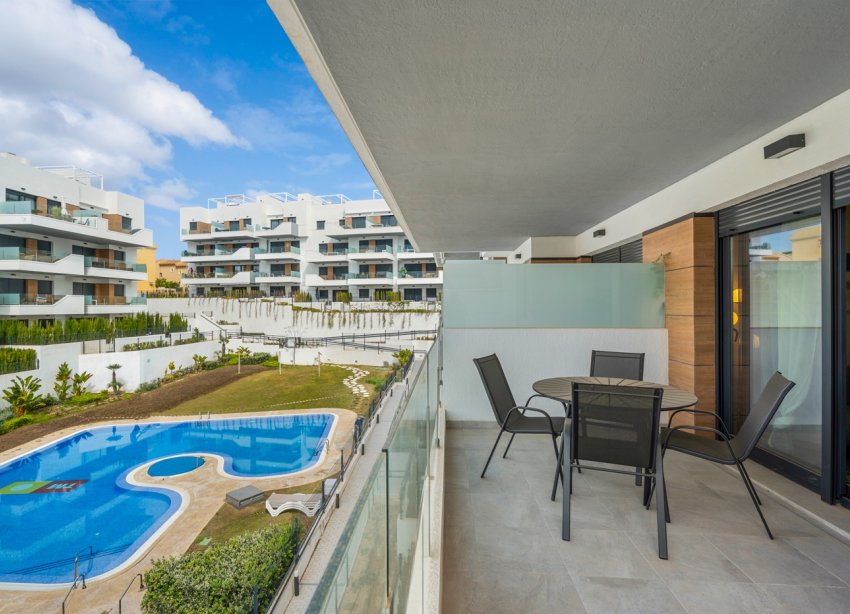 Resale - Apartment - Orihuela Costa - Los Dolses