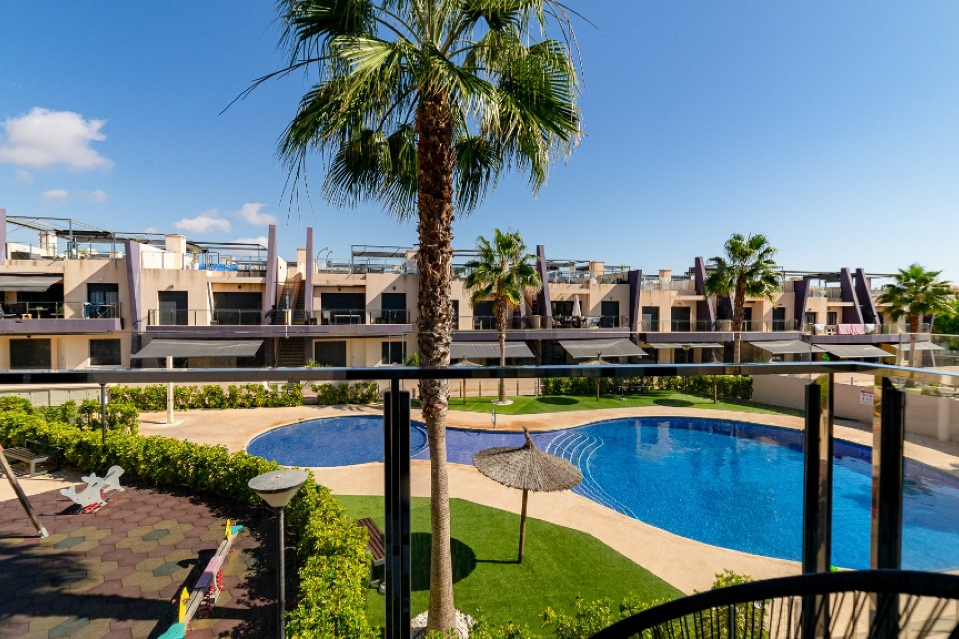 Resale - Apartment - Orihuela Costa - Mil Palmeras