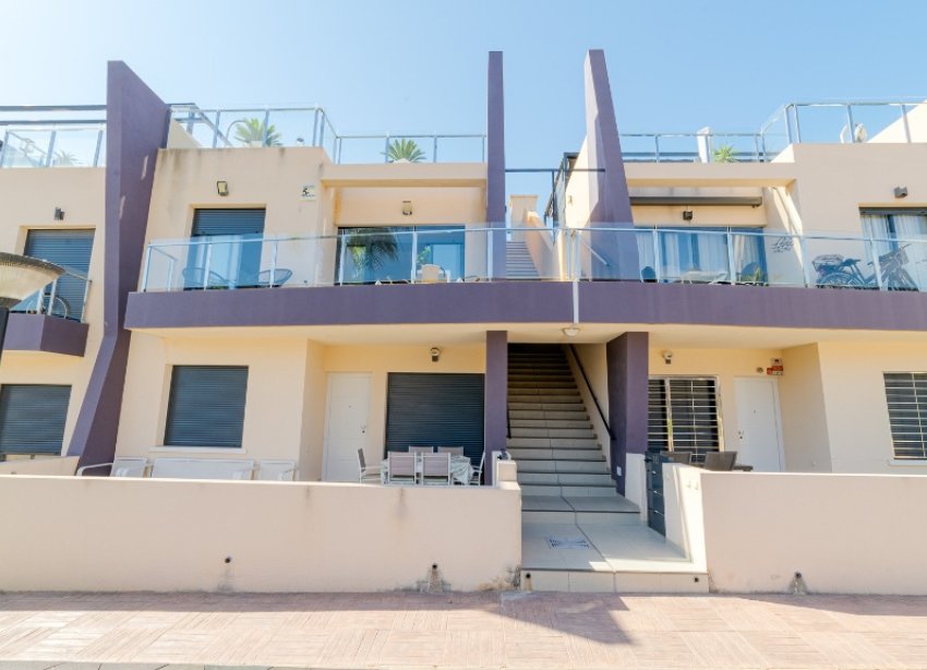 Resale - Apartment - Orihuela Costa - Mil Palmeras