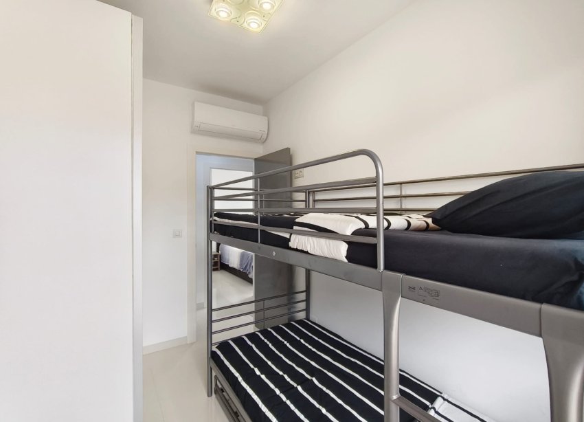 Resale - Apartment - Orihuela Costa - Mil Palmeras