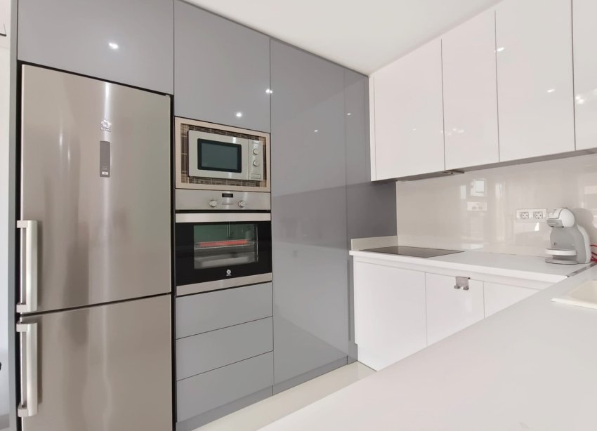 Resale - Apartment - Orihuela Costa - Mil Palmeras