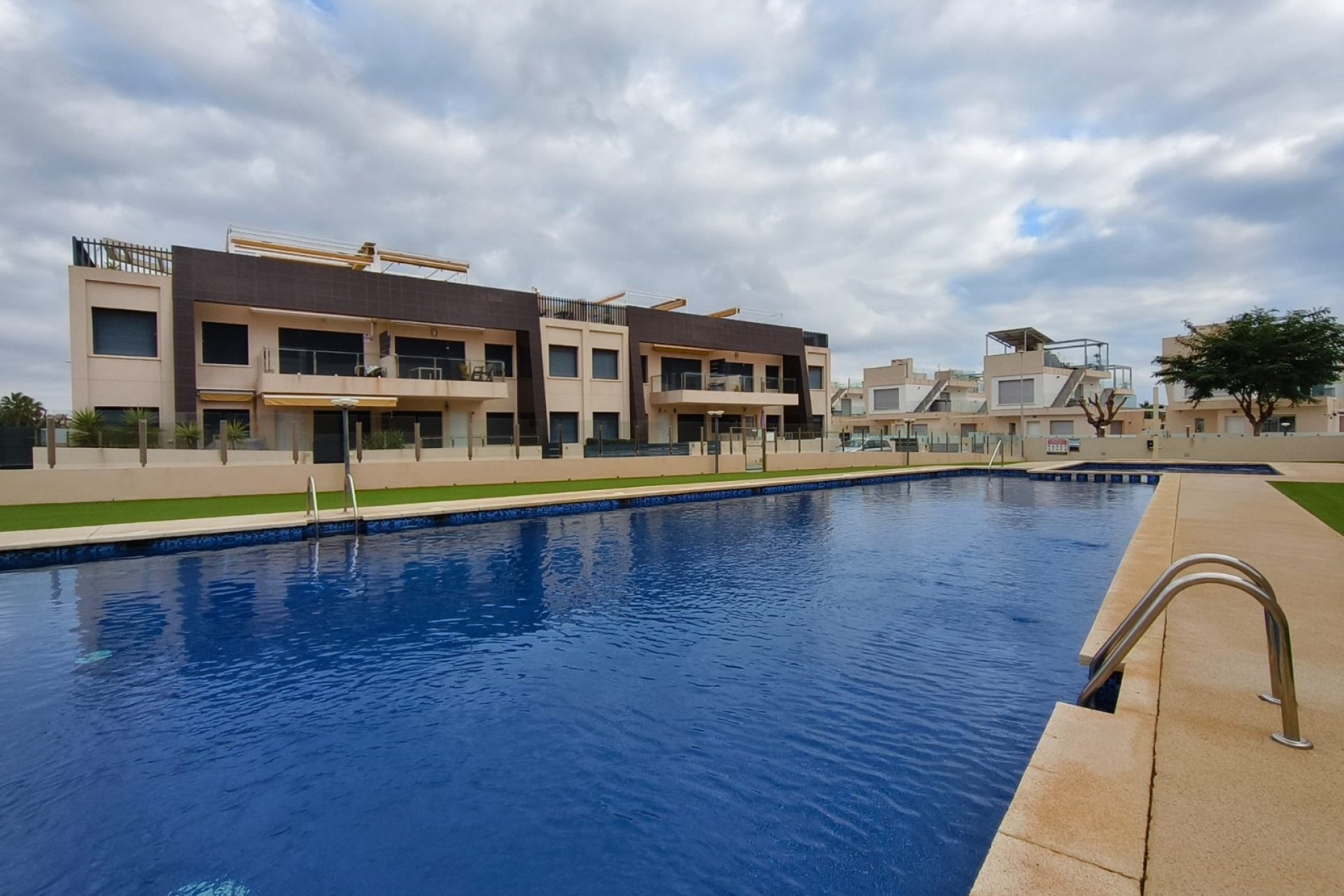 Resale - Apartment - Orihuela Costa - Mil Palmeras