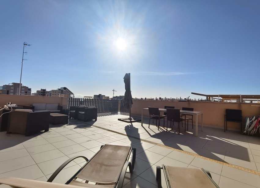 Resale - Apartment - Orihuela Costa - Mil Palmeras