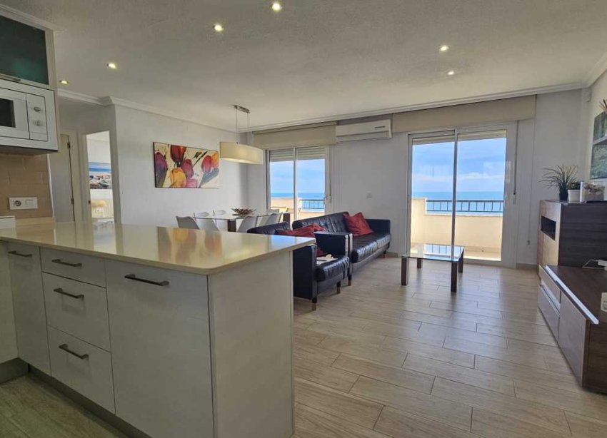 Resale - Apartment - Orihuela Costa - Mil Palmeras