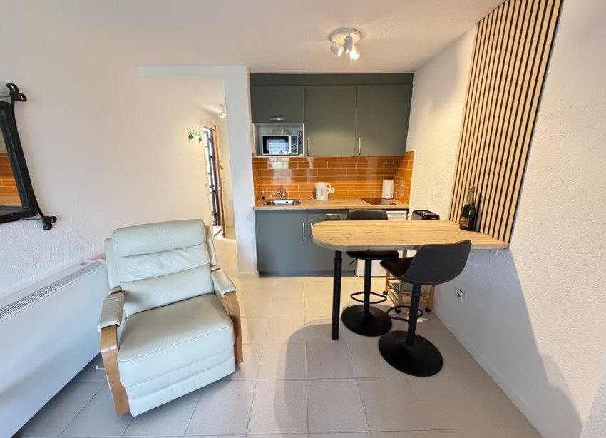 Resale - Apartment - Orihuela Costa - Mil Palmeras