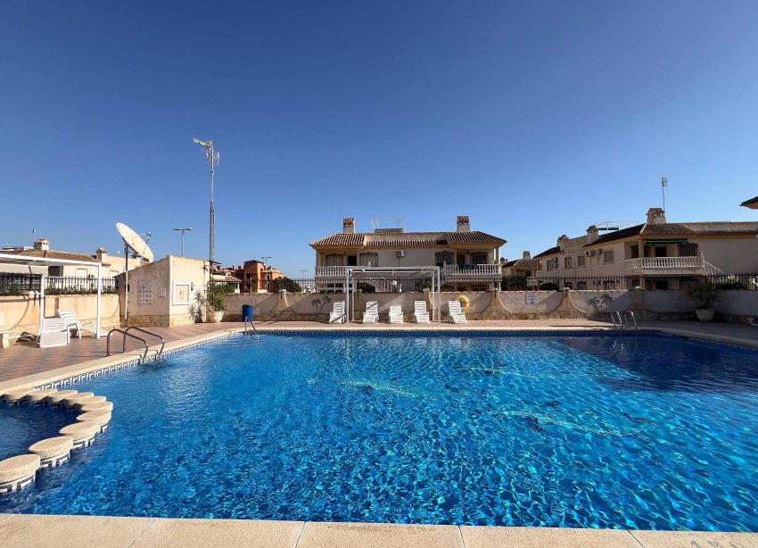 Resale - Apartment - Orihuela Costa - PAU 8