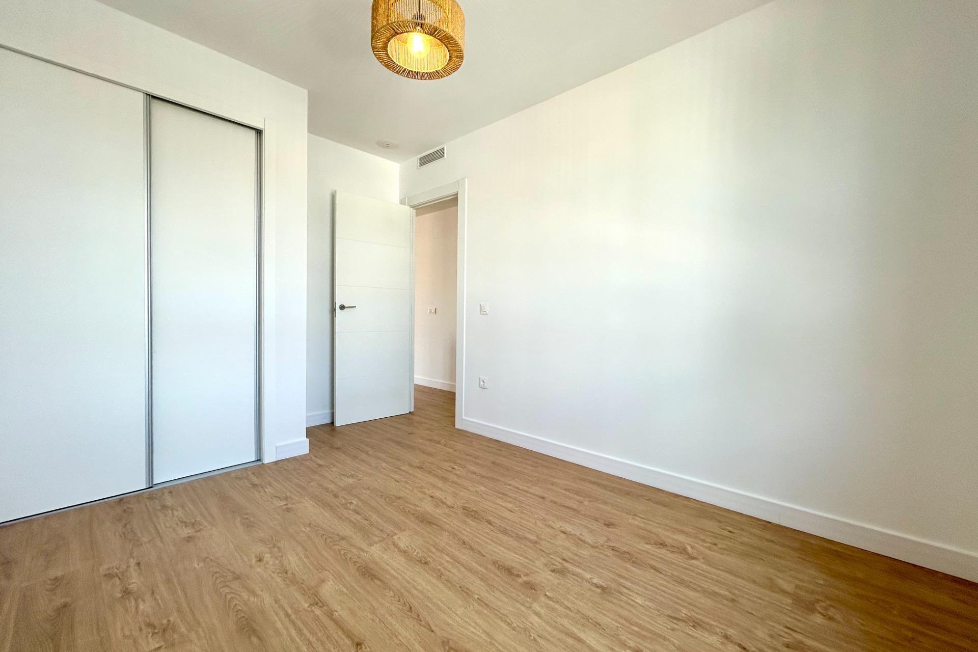 Resale - Apartment - Orihuela Costa - PAU 8