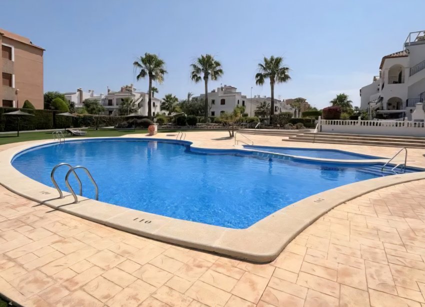 Resale - Apartment - Orihuela Costa - PAU 8