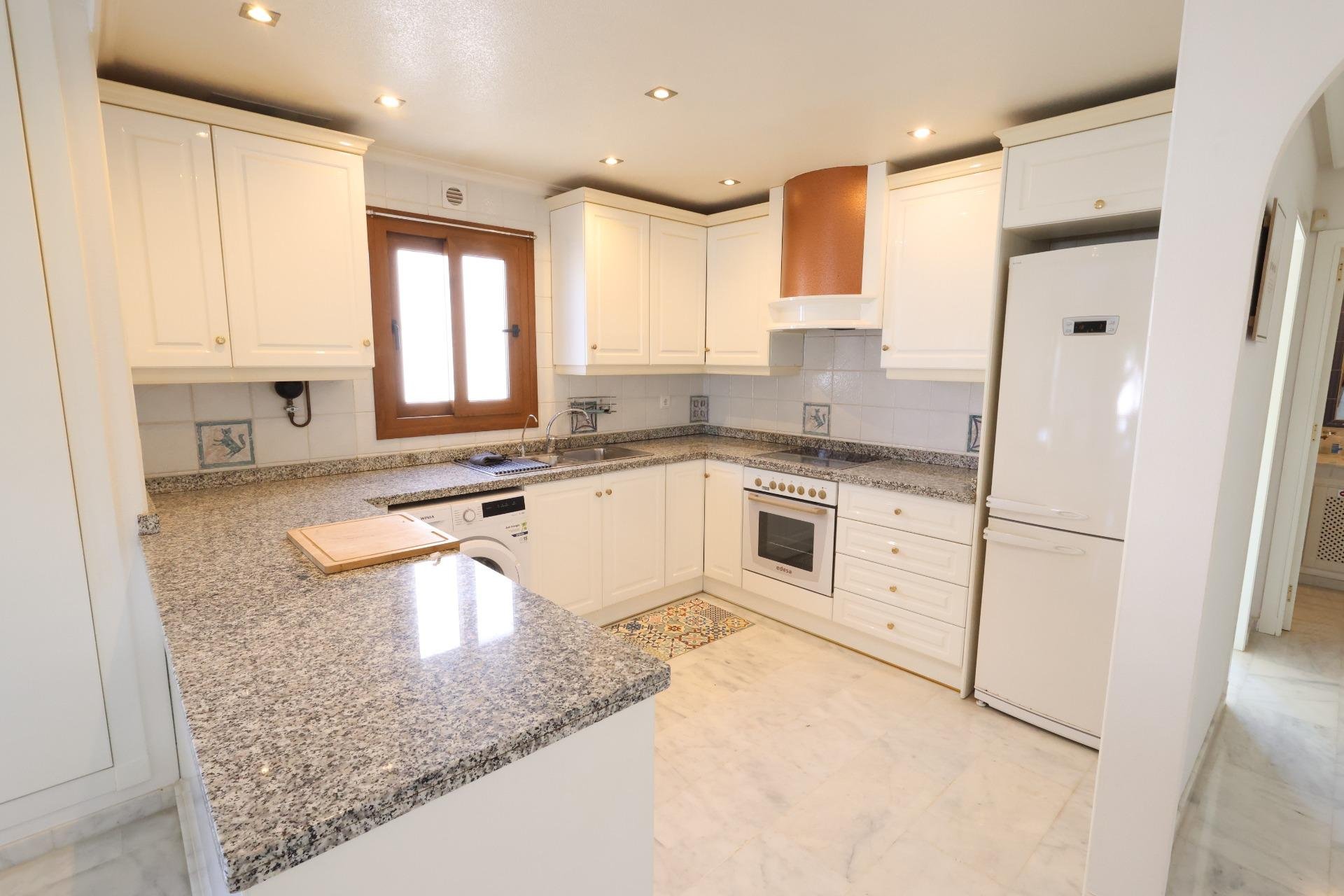 Resale - Apartment - Orihuela Costa - PAU 8