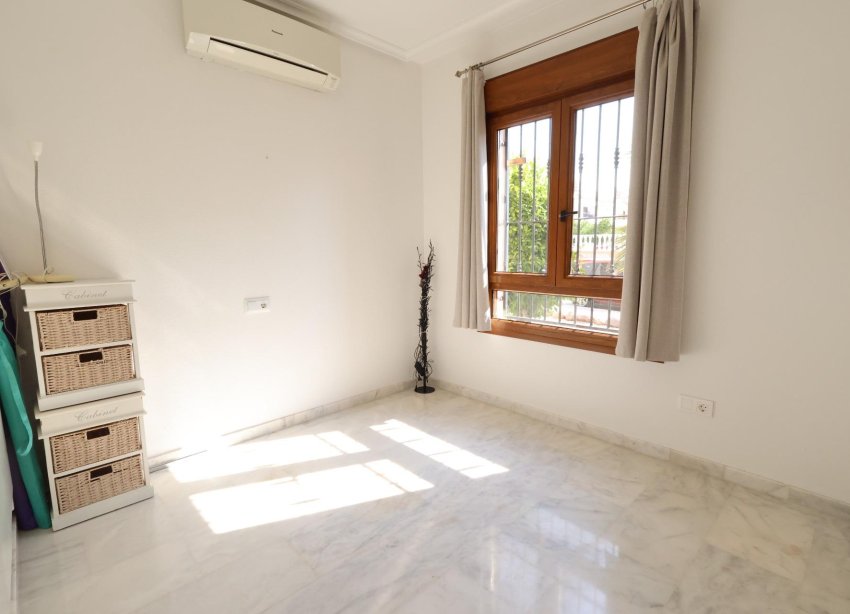 Resale - Apartment - Orihuela Costa - PAU 8