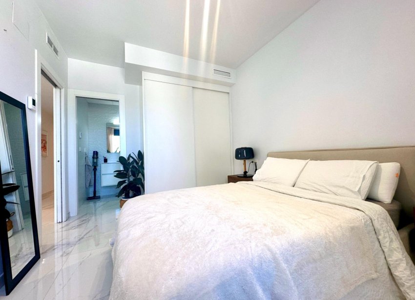 Resale - Apartment - Orihuela Costa - PAU 8