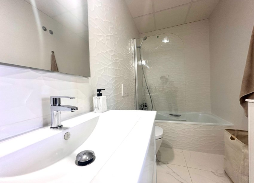 Resale - Apartment - Orihuela Costa - PAU 8