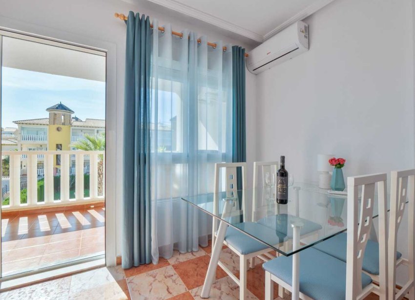 Resale - Apartment - Orihuela Costa - Pinada Golf 1