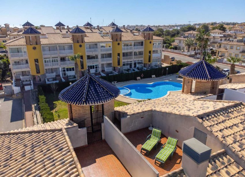 Resale - Apartment - Orihuela Costa - Pinada Golf 1
