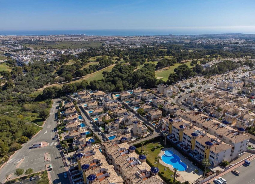 Resale - Apartment - Orihuela Costa - Pinada Golf 1