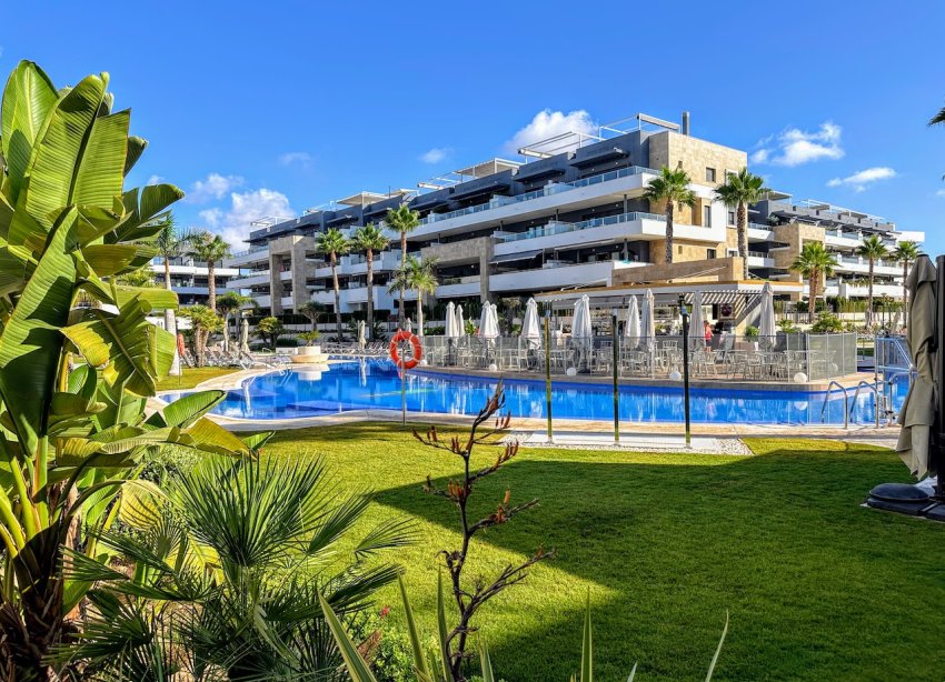 Resale - Apartment - Orihuela Costa - Playa Flamenca